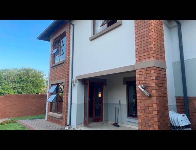 3 BEDROOM HOUSE FOR SALE IN ELDO RIDGE